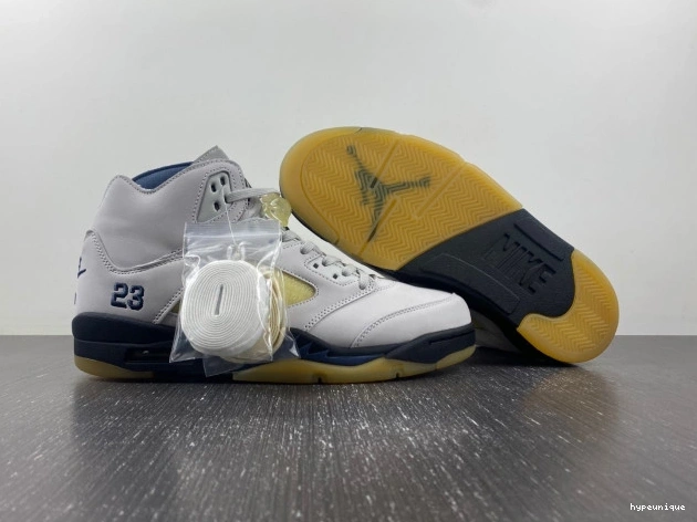 HYPE A Ma WMNS Air x Jordan FZ5758-004 5 Maniere 0703